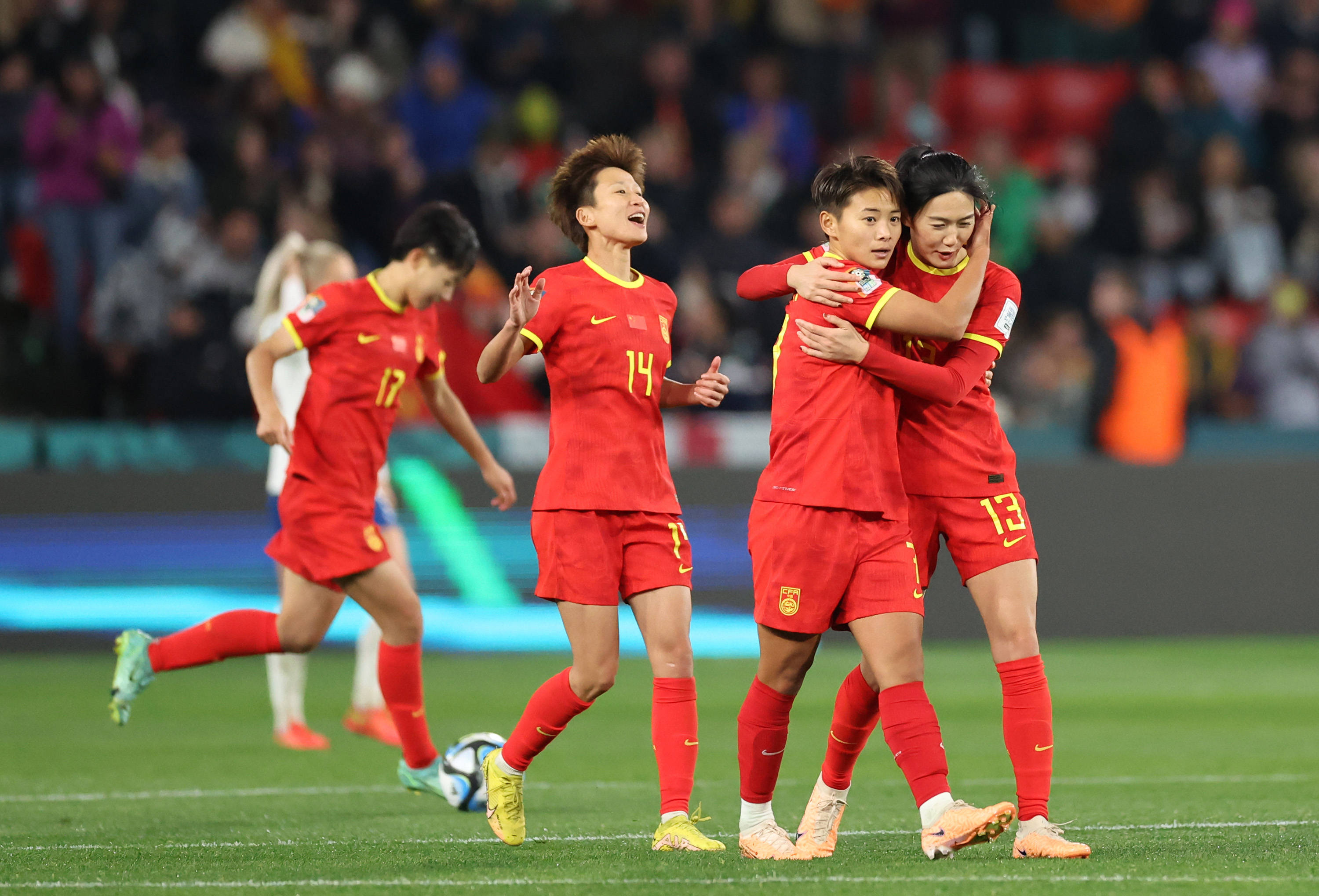 中国女足在比赛中获得了耀眼的胜利 中国女足在比赛中获得了耀眼的胜利