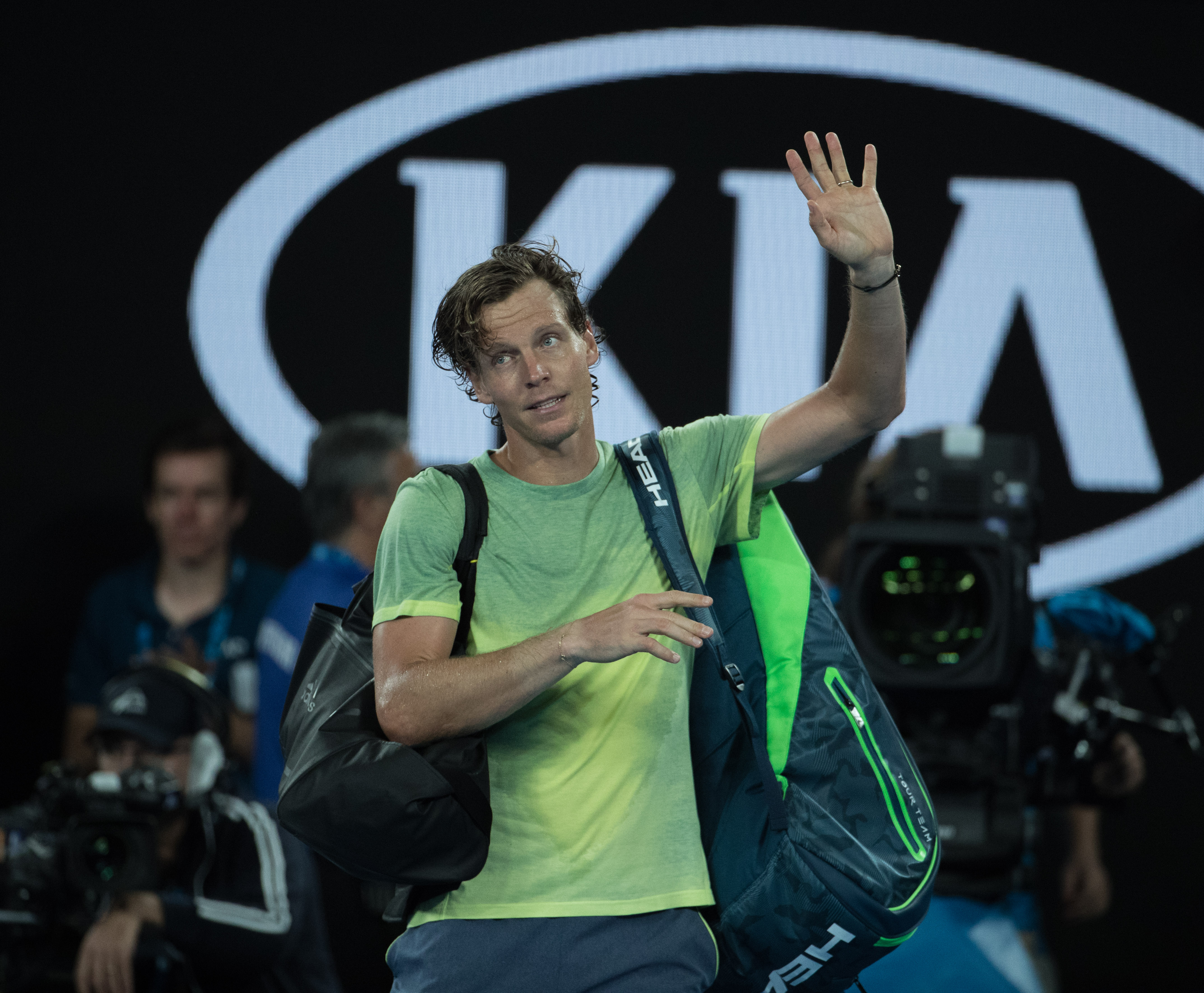 PG电子娱乐在线-德国网球队险胜美国网球队，费德勒绝境逆转的简单介绍