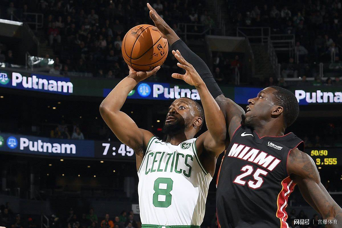 关于凯尔特人B队轻取波兰男篮,福克斯完成帽子戏法的信息 关于凯尔特人B队轻取波兰男篮,福克斯完成帽子戏法的信息