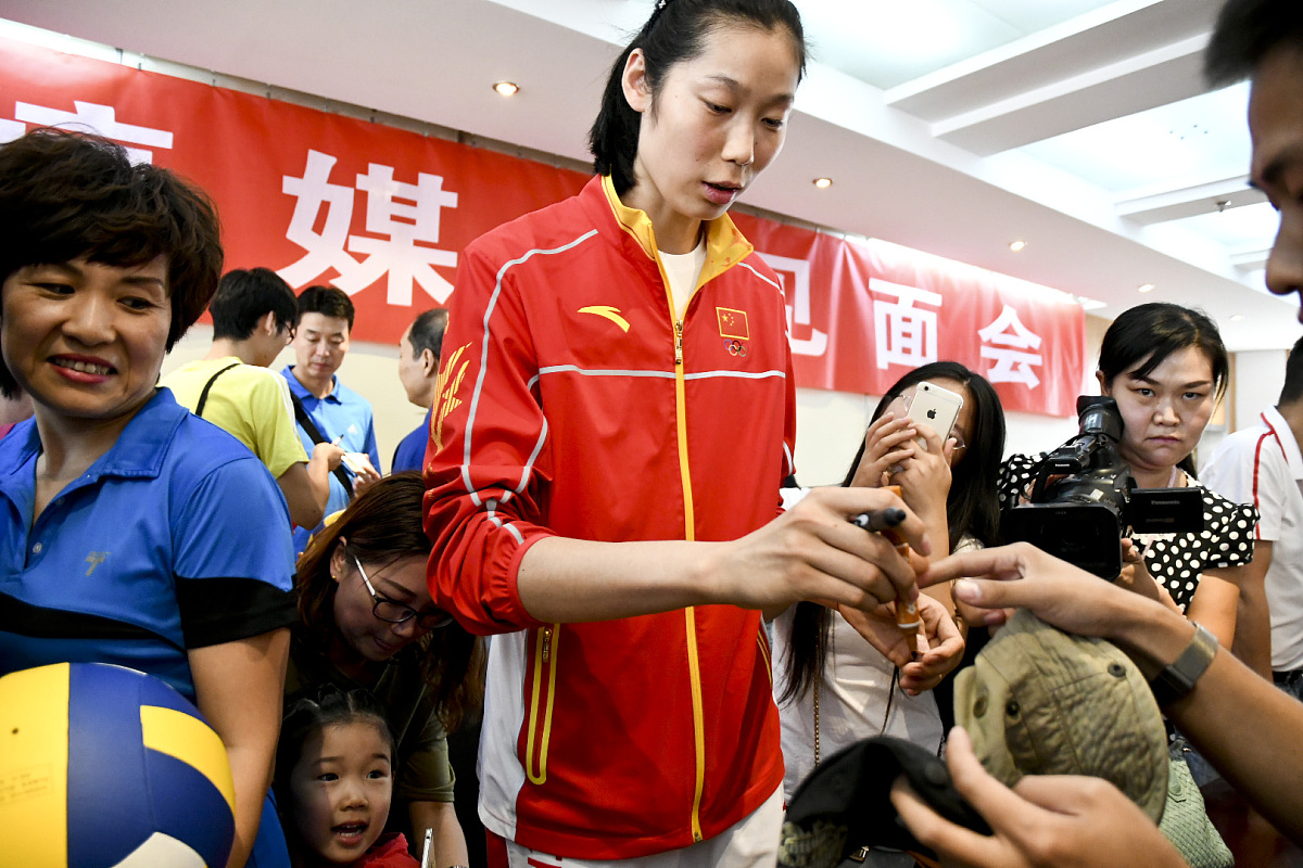 包含中国乒乓球队力克日本乒乓球队,奥恰洛夫完成帽子戏法的词条 包含中国乒乓球队力克日本乒乓球队,奥恰洛夫完成帽子戏法的词条