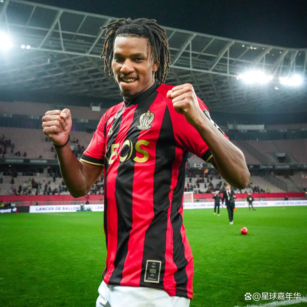 关于兰斯主场平圣埃蒂安，比分胶着战胜难求的信息