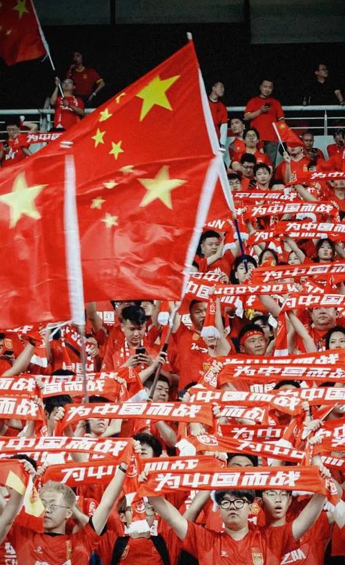 国家队在奥运赛场上勇创佳绩，令人震撼