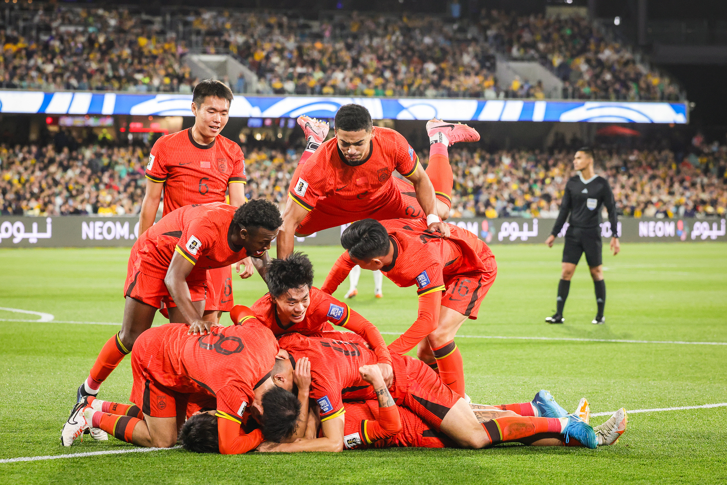 奥萨苏纳客场大胜，击败对手取得宝贵三分