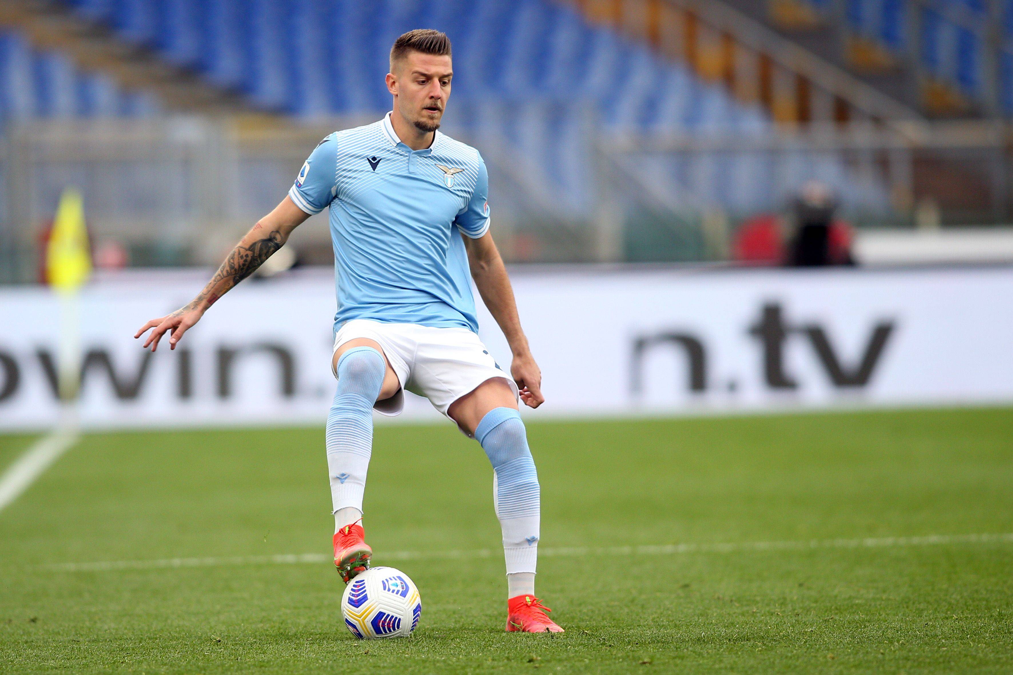 克罗托内主场告捷，晋级积分榜的简单介绍