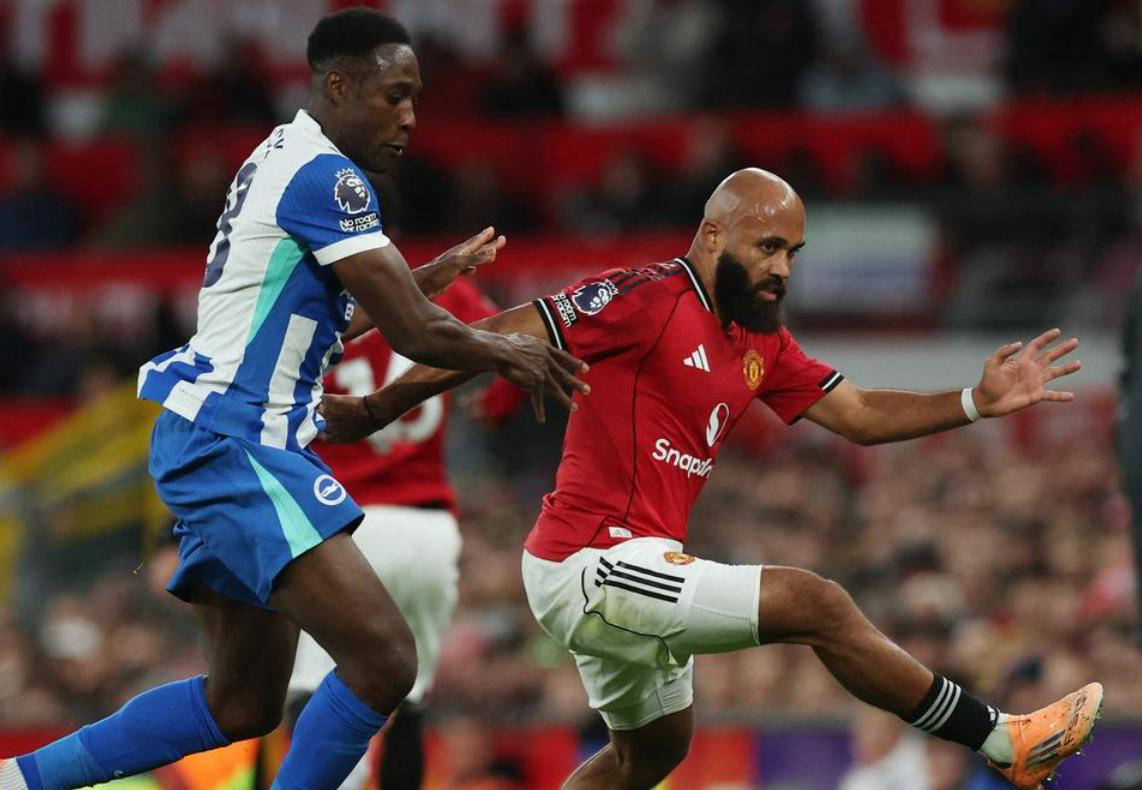 曼城球员独中两元，助球队轻松取胜的简单介绍