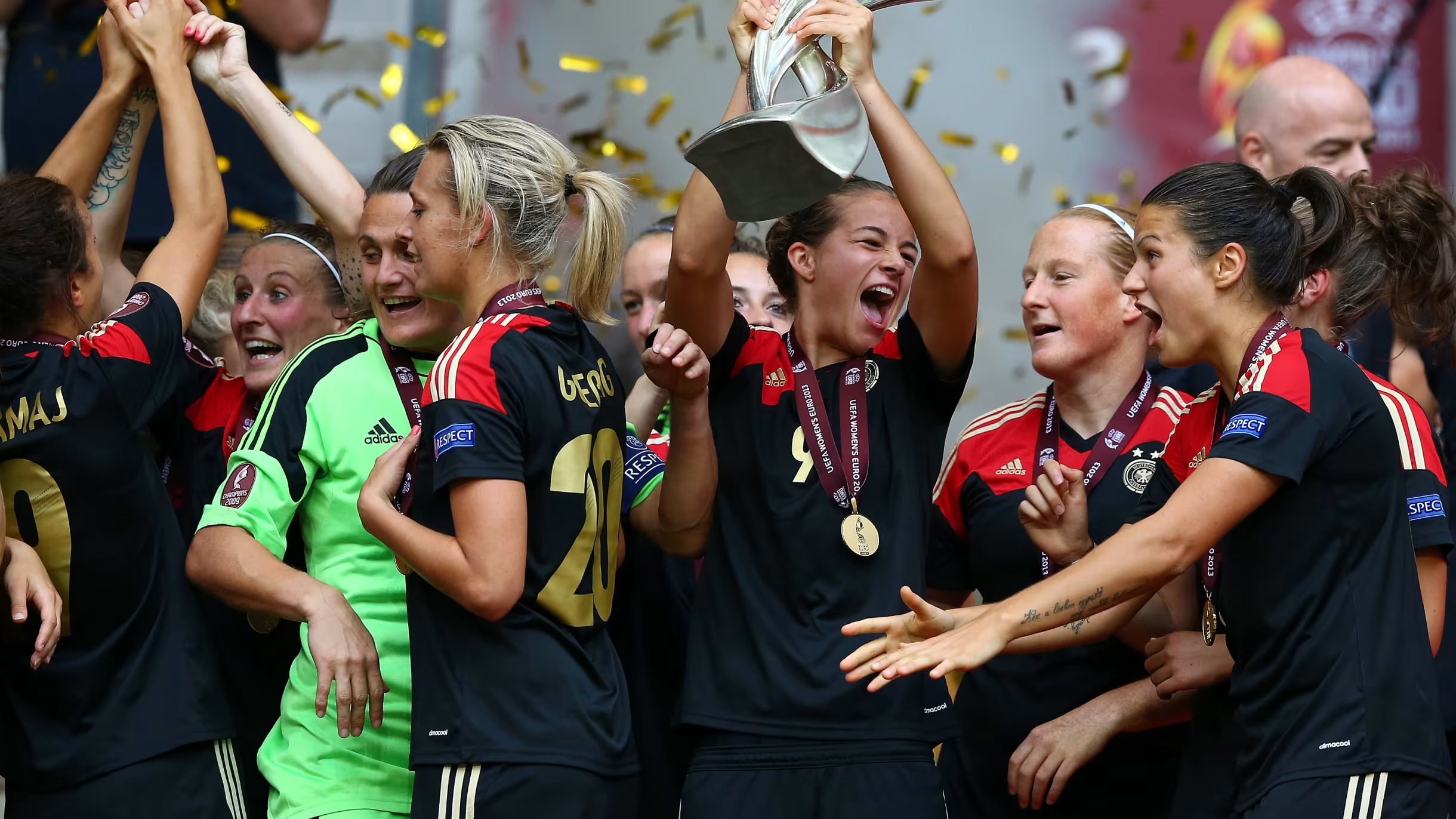 包含欧洲资格赛揭示实力：奥地利队成功晋级的词条