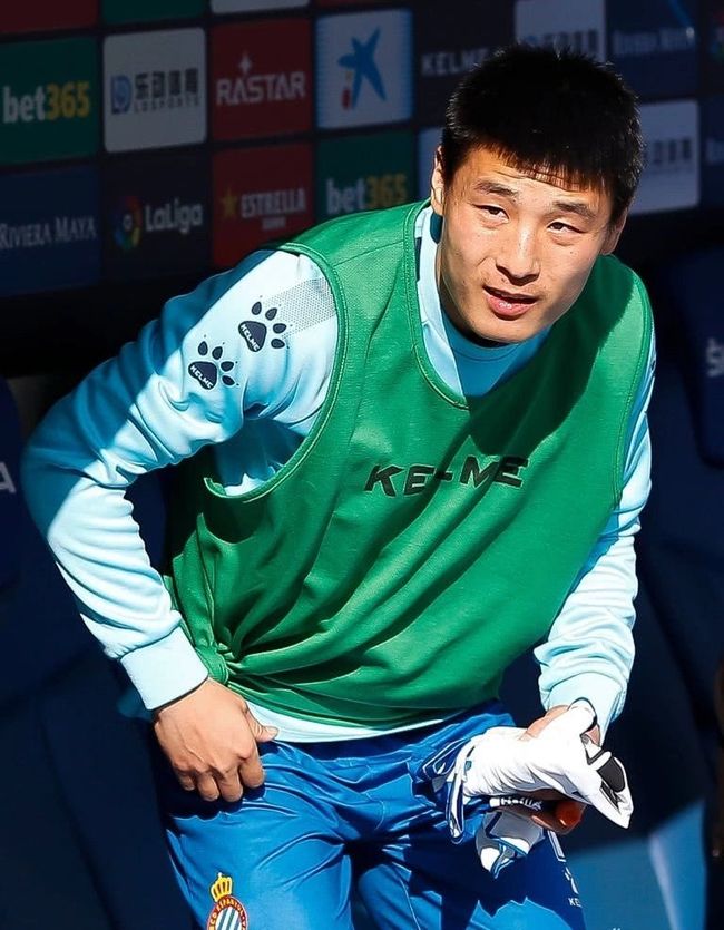 卡萨布兰卡蓝天取胜在望，中超联赛前景乐观可期