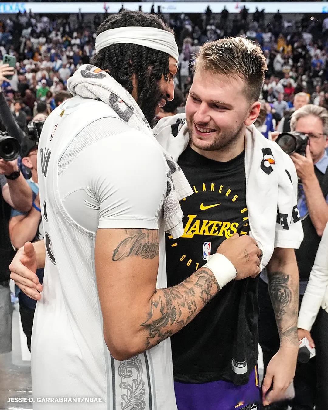 PG电子娱乐在线-鹈鹕翻盘魔术，东契奇完成帽子戏法的简单介绍