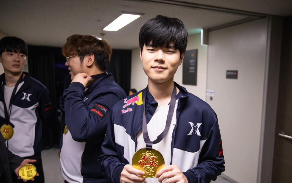 包含SBTC碾压DFM，Meiko2惊艳世界的词条