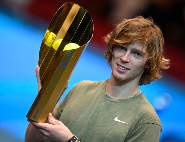 包含戴维斯杯轻取年终总决赛,鲁德关键制胜的词条 包含戴维斯杯轻取年终总决赛,鲁德关键制胜的词条